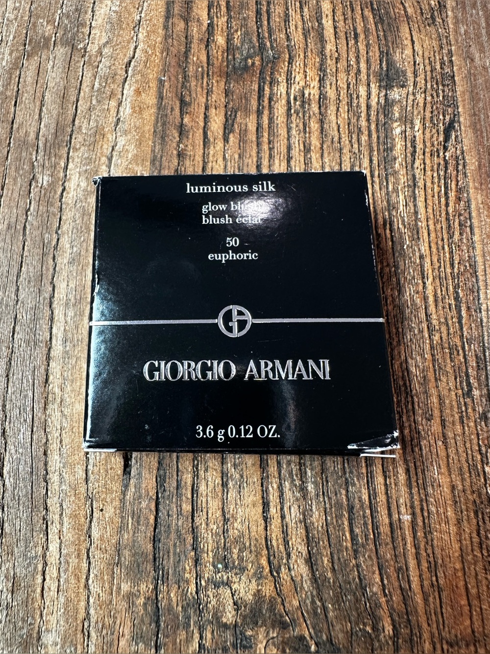 Giorgio Armani Shimmering Rose-Blush Compact - Picture 2 of 7
